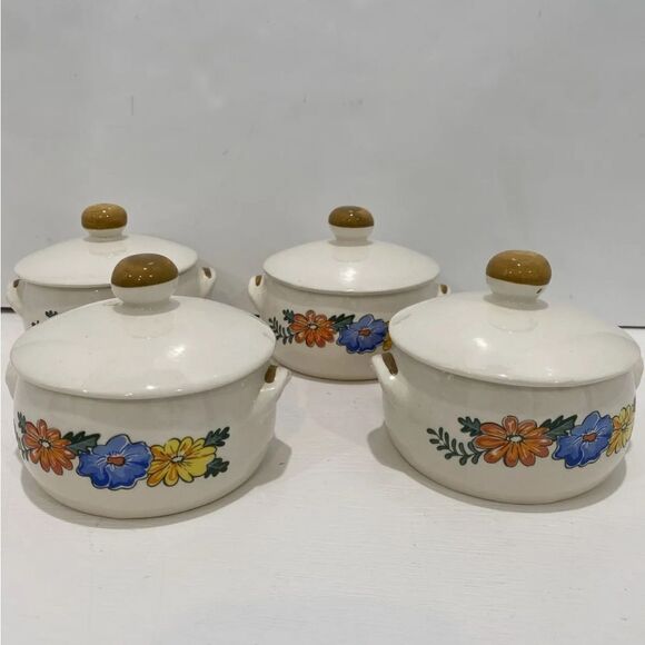M. Kamenstein Vintage 1982 Floral Design Mini Covered Casserole Dish Set of 4 - Picture 5 of 10